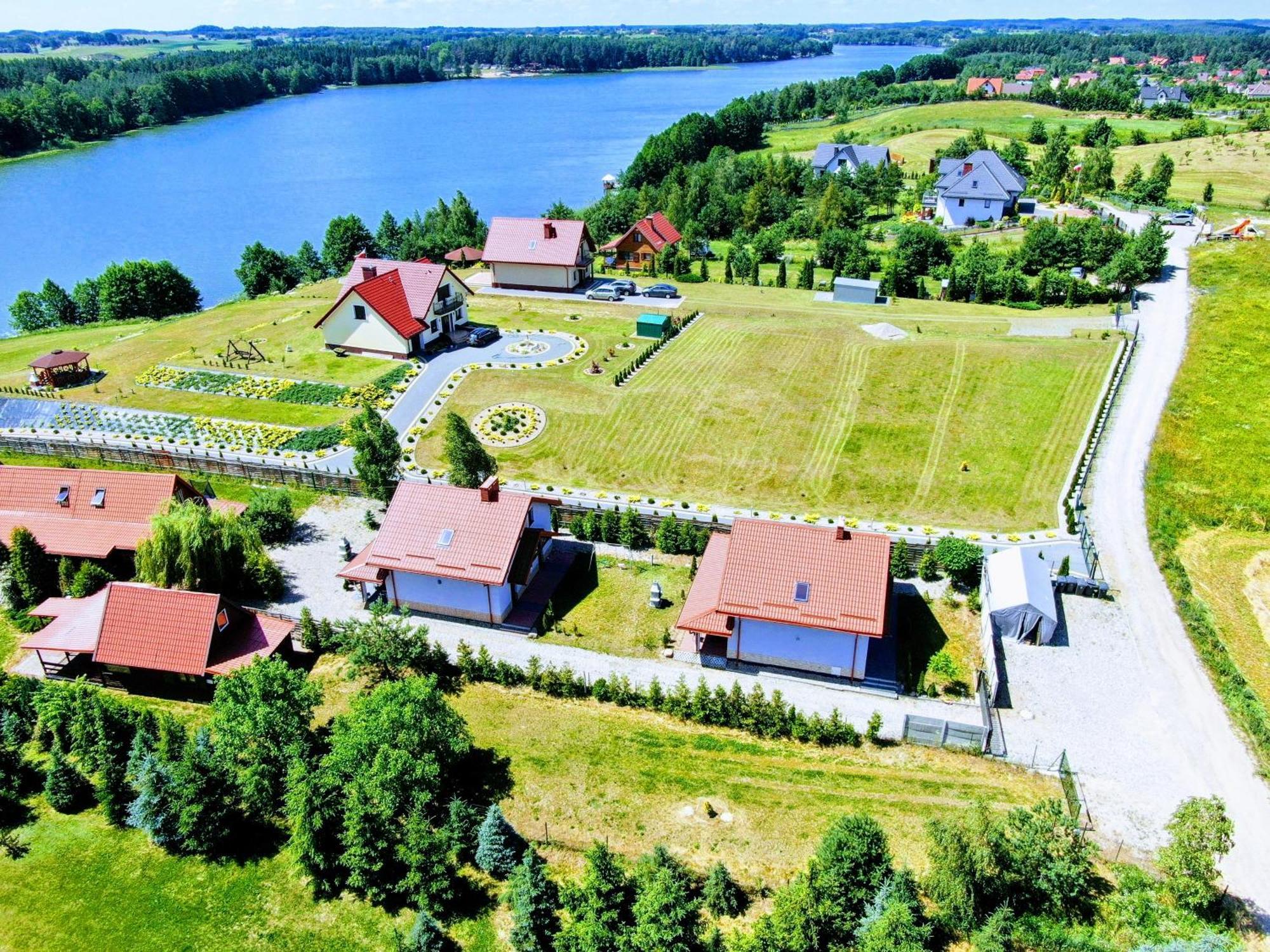 Apartamenty Jasmin I Lilia Jez. Sunowo Kolo Elku Chrzanowo Екстер'єр фото